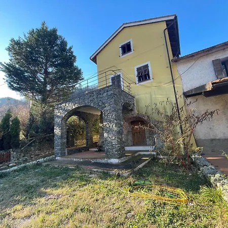 Sorprendente Oasi Nei Boschi Di Savona Nyaraló